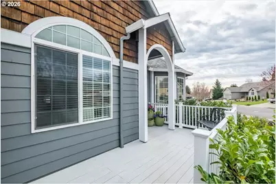 684 NW Jasper St, Dallas, OR 97338 - Photo 6