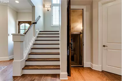 2628 Edgewater Dr, Eugene, OR 97401 - Photo 24