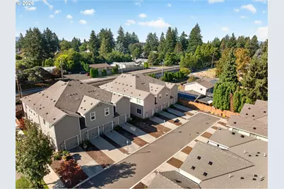 31 NE 134th Pl, Portland, OR 97230 - Photo 12