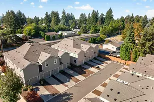 31 NE 134th Pl, Portland, OR 97230 - Photo 12
