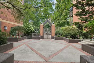 1500 SW Park Ave, Portland, OR 97201 - Photo 2