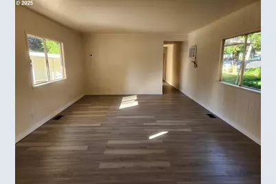 2040 Nougat Ct, Salem, OR 97306 - Photo 6