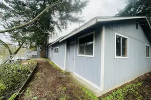 639 N Old Pacific Hwy, Myrtle Creek, OR 97457 - Photo 6
