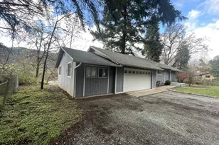 639 N Old Pacific Hwy, Myrtle Creek, OR 97457 - Photo 2