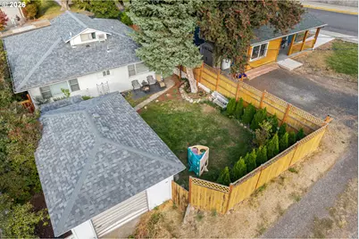 708 W 15th St, The Dalles, OR 97058 - Photo 34