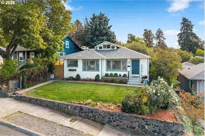 708 W 15th St, The Dalles, OR 97058 - Photo 2