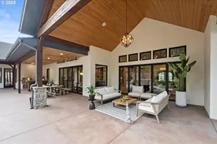 13231 SW Iron Mountain Blvd, Portland, OR 97219 - Photo 36