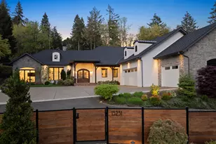 13231 SW Iron Mountain Blvd, Portland, OR 97219 - Photo 2