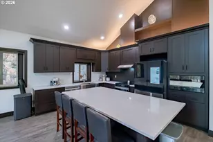 33005 Berlin Rd, Lebanon, OR 97355 - Photo 8