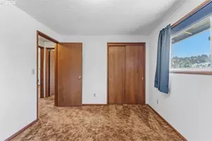 2140 19th St, West Linn, OR 97068 - Photo 18
