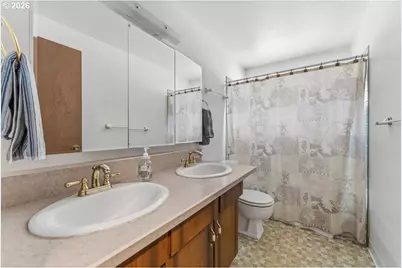 2140 19th St, West Linn, OR 97068 - Photo 16