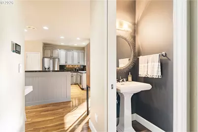 2523 NW Marsden Pl, Portland, OR 97229 - Photo 20