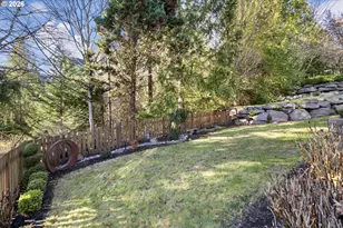 2523 NW Marsden Pl, Portland, OR 97229 - Photo 42