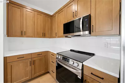 1415 NE 18th St, McMinnville, OR 97128 - Photo 8