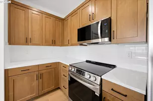 1415 NE 18th St, McMinnville, OR 97128 - Photo 8