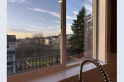 11905 SW 176th Dr, Beaverton, OR 97007 - Photo 6