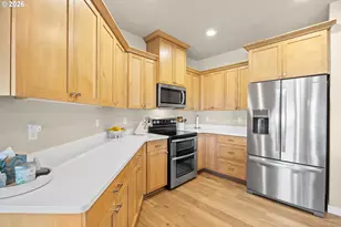 857 Durham Ave, Sutherlin, OR 97479 - Photo 8