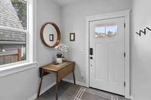 135 W 18th Ave, Eugene, OR 97401 - Photo 4