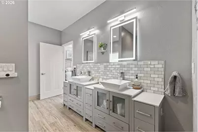 1561 N Laurel St, Coquille, OR 97423 - Photo 28