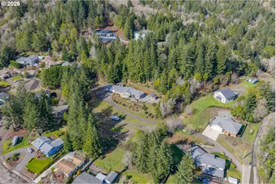 1561 N Laurel St, Coquille, OR 97423 - Photo 48