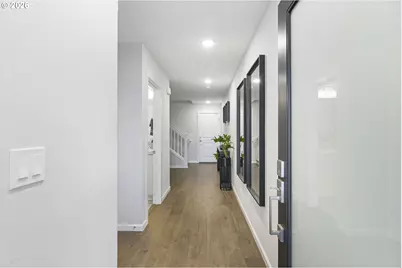 7523 SE Kinnaman St, Hillsboro, OR 97123 - Photo 4