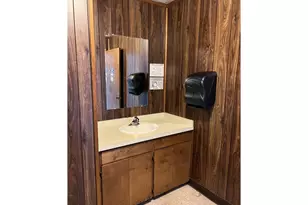 48017 Hwy 58, Oakridge, OR 97463 - Photo 32