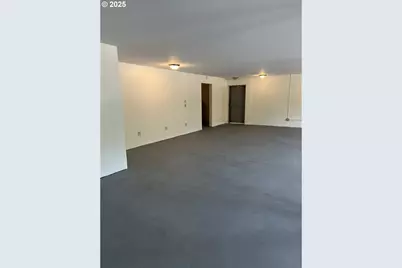 48017 Highway 58, Oakridge, OR 97463 - Photo 14