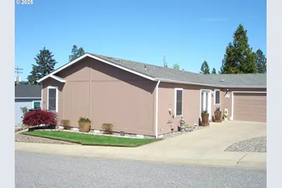 118 Samantha Way, Canyonville, OR 97417 - Photo 1