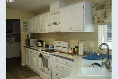 118 Samantha Way, Canyonville, OR 97417 - Photo 10