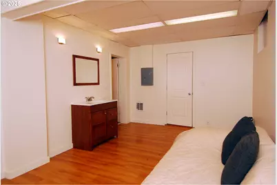 1104 SW Columbia St #1, Portland, OR 97201 - Photo 24