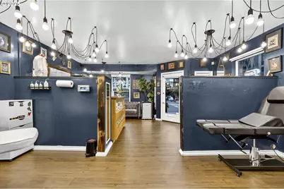 1104 SW Columbia St #1, Portland, OR 97201 - Photo 4