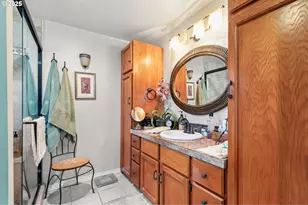 270 SE Robin Way, Gresham, OR 97080 - Photo 24