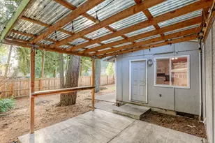16016 NE Everett Ct, Portland, OR 97230 - Photo 20