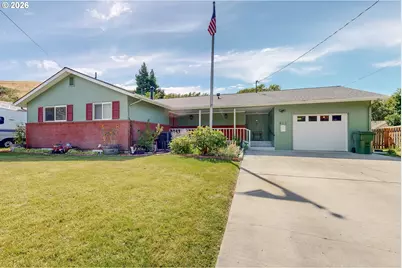 412 Parkview St, Milton-Freewater, OR 97862 - Photo 2