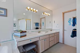 7015 NE Neptune Dr, Lincoln City, OR 97367 - Photo 30