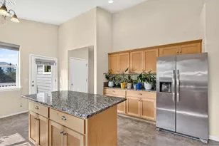 918 NE Sunset Ct, Clatskanie, OR 97016 - Photo 16