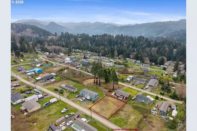 280 N Westview Dr, Rose Lodge, OR 97368 - Photo 2