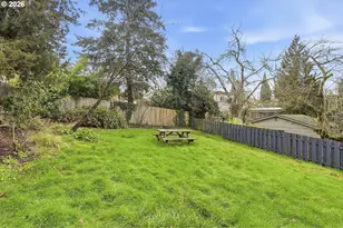 1330 SW Hume St, Portland, OR 97219 - Photo 34