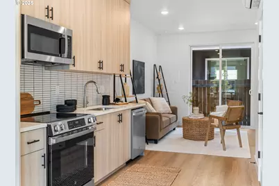 265 N Skidmore St #3, Portland, OR 97217 - Photo 4
