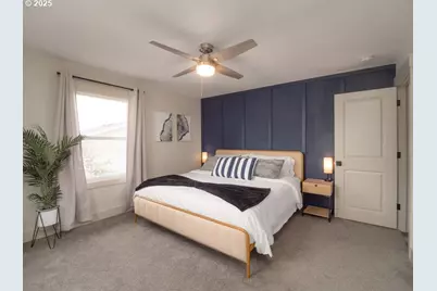 940 W Luellen Dr, Roseburg, OR 97471 - Photo 16