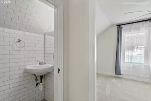 515 SE Peacock Ln, Portland, OR 97214 - Photo 24