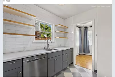 515 SE Peacock Ln, Portland, OR 97214 - Photo 8