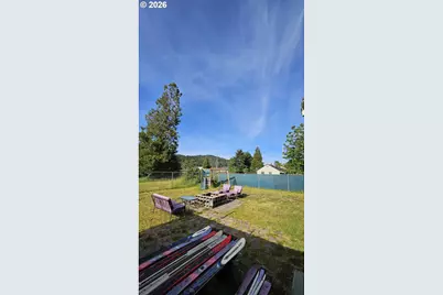 47705 Bain St, Oakridge, OR 97463 - Photo 12