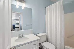 364 NE 20th Ave, Canby, OR 97013 - Photo 26