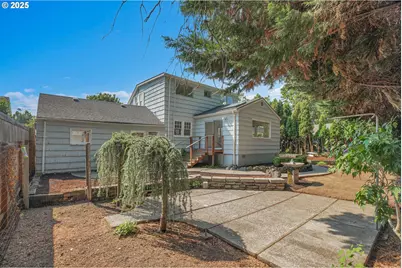 3633 SE Henderson St, Portland, OR 97202 - Photo 8
