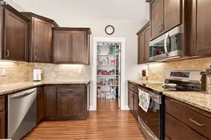740 E Roosevelt St, Carlton, OR 97111 - Photo 12