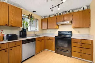 1364 SE Fir Grove Loop, Hillsboro, OR 97123 - Photo 2