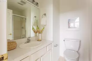 7980 Southeast Grand Avenue, Portland, OR 97202 - Photo 18