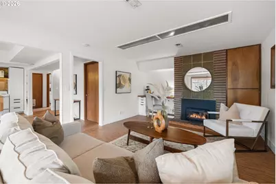 15330 NW Oakhills Dr, Beaverton, OR 97006 - Photo 26