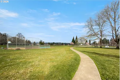 15330 NW Oakhills Dr, Beaverton, OR 97006 - Photo 44